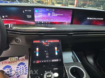 2026 Cadillac Escalade ESV V-Series 1SD - miniatura 10