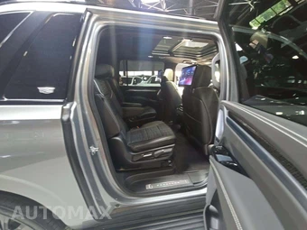 2026 Cadillac Escalade ESV V-Series 1SD - miniatura 17