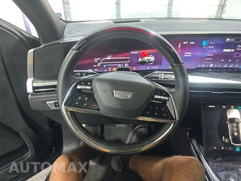 2026 Cadillac Escalade IQ Sport - miniatura 10