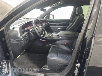 2026 Cadillac Escalade IQ Sport - miniatura 7