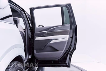 2026 Cadillac Escalade IQ Sport 1SF - miniatura 41