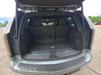 2026 Cadillac Escalade Luxury 1SB - miniatura 12
