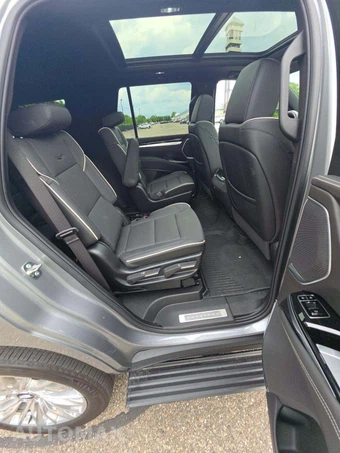 2026 Cadillac Escalade Luxury 1SB - miniatura 14