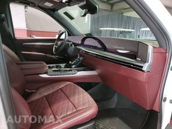 2026 Cadillac Escalade Luxury 1SB - miniatura 8