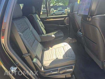 2026 Cadillac Escalade Platinum Luxury 1SG - miniatura 18