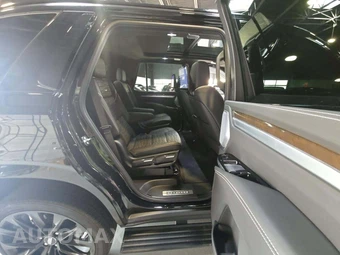 2026 Cadillac Escalade Platinum Sport 1SH - miniatura 17