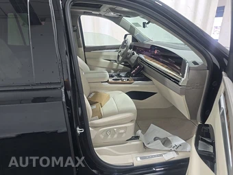 2026 Cadillac Escalade Platinum Sport 1SH - miniatura 8