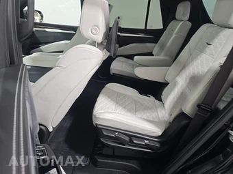 2026 Cadillac Escalade Platinum Sport 1SH - miniatura 13