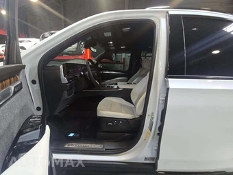 2026 Cadillac Escalade Platinum Sport 1SH - miniatura 6