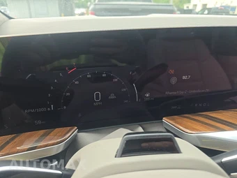 2026 Cadillac Escalade Platinum Sport 1SH - miniatura 12