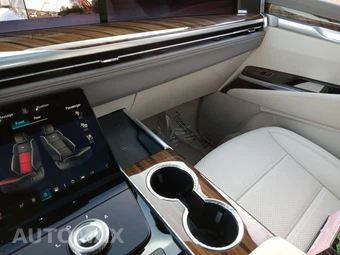 2026 Cadillac Escalade Platinum Sport 1SH - miniatura 18