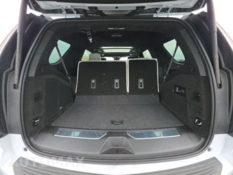2026 Cadillac Escalade Platinum Sport 1SH - miniatura 17