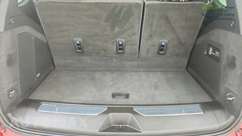 2026 Cadillac Escalade Sport 1SC - miniatura 15