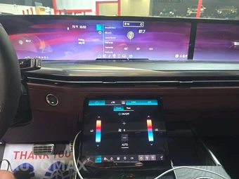 2026 Cadillac Escalade Sport 1SC - miniatura 10