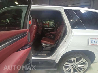 2026 Cadillac Escalade Sport 1SC - miniatura 13