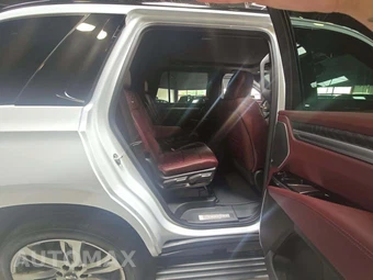 2026 Cadillac Escalade Sport 1SC - miniatura 17