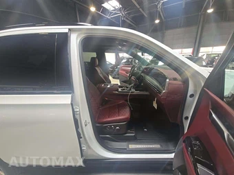 2026 Cadillac Escalade Sport 1SC - miniatura 19