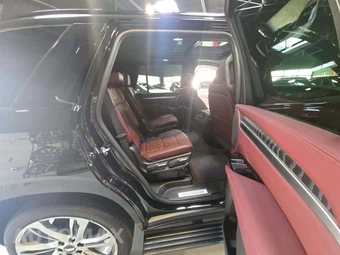 2026 Cadillac Escalade Sport 1SC - miniatura 17
