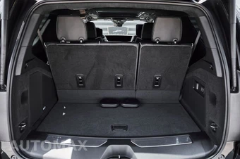 2026 Cadillac Escalade V-Series 1SD - miniatura 22