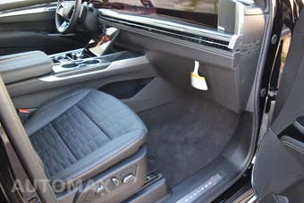 2026 Cadillac Escalade V-Series 1SD - miniatura 46