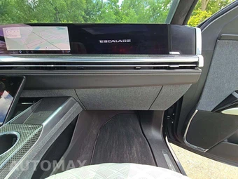 2026 Cadillac Escalade V-Series 1SD - miniatura 17