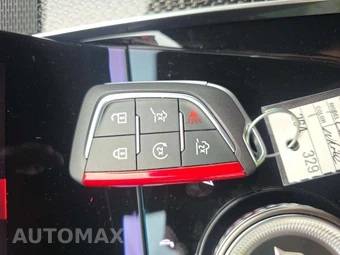 2026 Cadillac Escalade V-Series 1SD - miniatura 5
