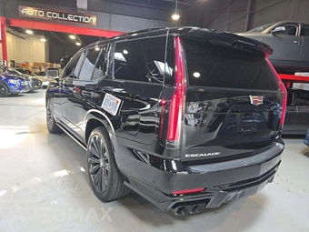 2026 Cadillac Escalade V-Series 1SD - miniatura 2