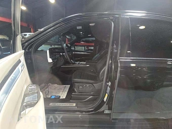 2026 Cadillac Escalade V-Series 1SD - miniatura 6