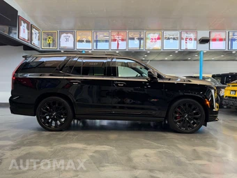 2026 Cadillac Escalade V-Series 1SD - miniatura 4