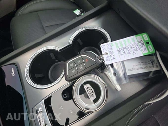 2026 Cadillac VISTIQ Sport 1SF - miniatura 8