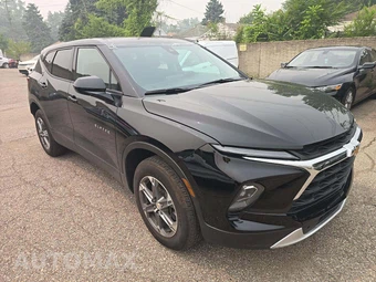 2026 Chevrolet Blazer LT 2LT - miniatura 4