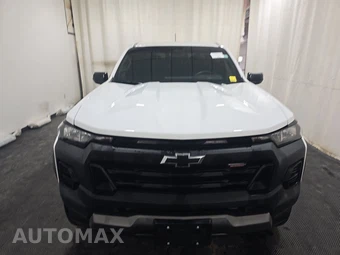 2026 Chevrolet Colorado Trail Boss Crew Cab Short Bed 0TR - miniatura 2
