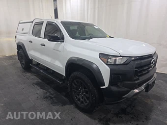 2026 Chevrolet Colorado Trail Boss Crew Cab Short Bed 0TR - miniatura 3