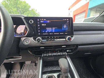 2026 Chevrolet Colorado WT Crew Cab Medium Bed 2WT - miniatura 7