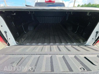 2026 Chevrolet Colorado WT Crew Cab Medium Bed 4WT - miniatura 14