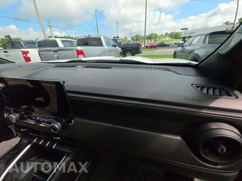 2026 Chevrolet Colorado WT Crew Cab Medium Bed 4WT - miniatura 19