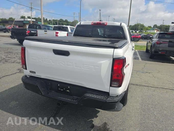 2026 Chevrolet Colorado WT Crew Cab Medium Bed 4WT - miniatura 3
