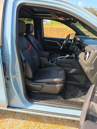 2026 Chevrolet Colorado Z71 - miniatura 18