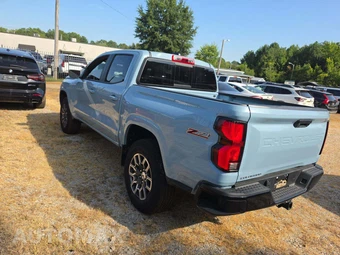 2026 Chevrolet Colorado Z71 - miniatura 2