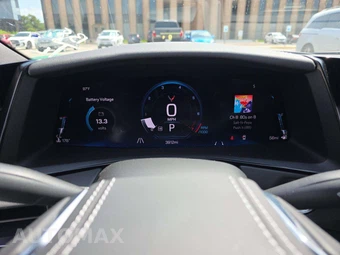 2026 Chevrolet Corvette E-Ray Coupe 2LZ - miniatura 6