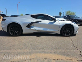 2026 Chevrolet Corvette Stingray Coupe 1LT - miniatura 4