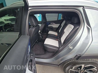 2026 Chevrolet Equinox EV LT 2 w/PDE - miniatura 10