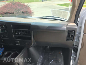 2026 Chevrolet Express 3500 Cargo Van 1WT 155.0" WB - miniatura 18