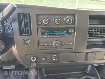 2026 Chevrolet Express 3500 Passenger Van LS 1LS 155.1" WB - miniatura 7