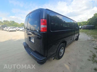 2026 Chevrolet Express 3500 Passenger Van LS 1LS 155.1" WB - miniatura 3