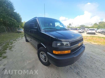 2026 Chevrolet Express 3500 Passenger Van LS 1LS 155.1" WB - miniatura 4