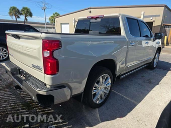 2026 Chevrolet Silverado 1500 High Country Crew Cab Short Bed 3LZ - miniatura 3