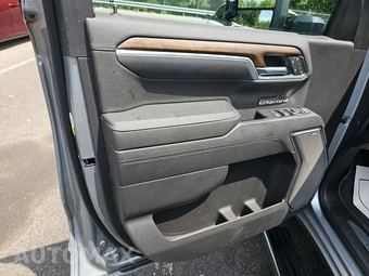 2026 Chevrolet Silverado 1500 High Country Crew Cab Short Bed 3LZ - miniatura 9