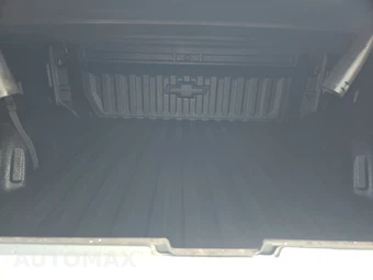 2026 Chevrolet Silverado 1500 High Country Crew Cab Short Bed 3LZ - miniatura 17