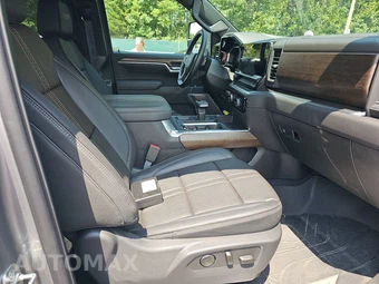 2026 Chevrolet Silverado 1500 High Country Crew Cab Short Bed 3LZ - miniatura 8